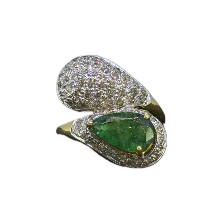 Emerald Diamond Coupling