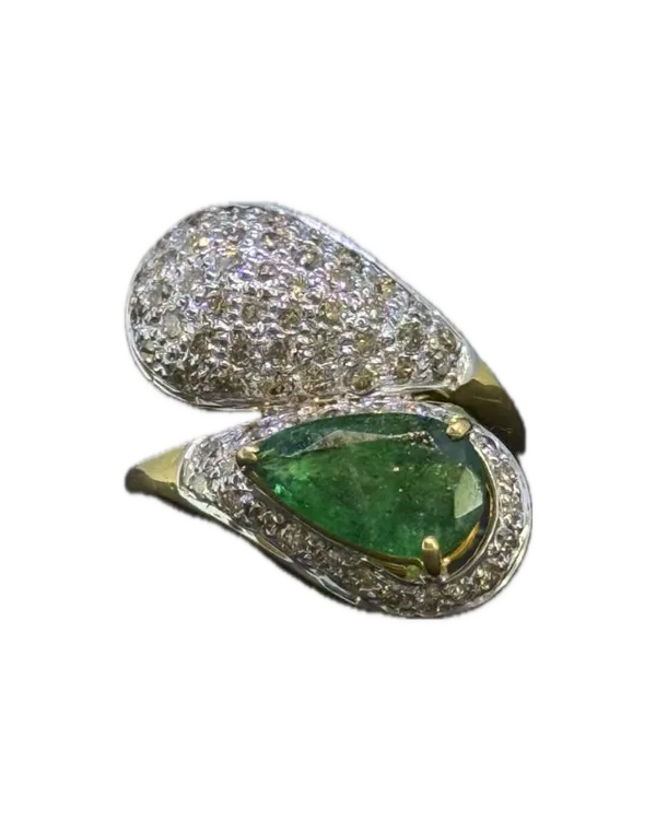 Emerald Diamond Coupling