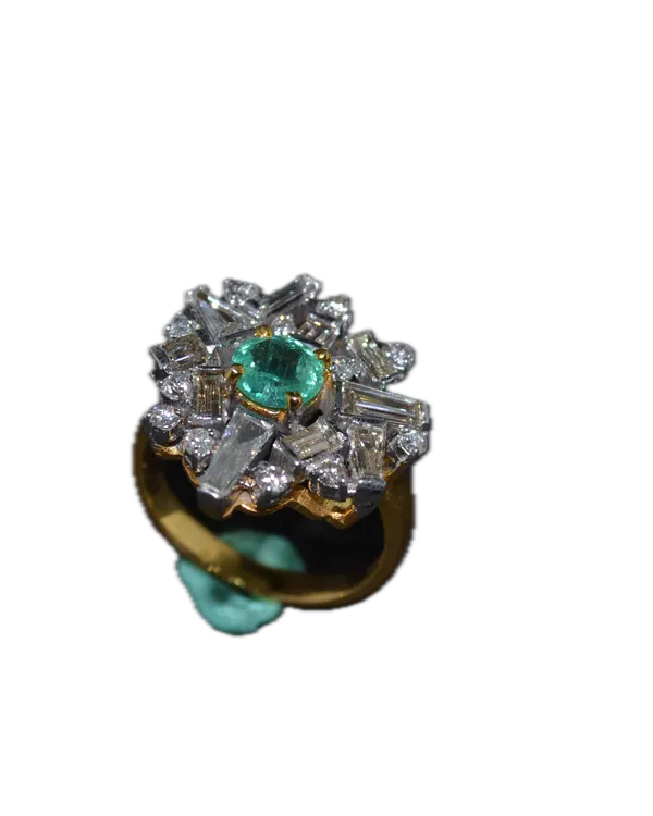 Emerald Starburst Ring